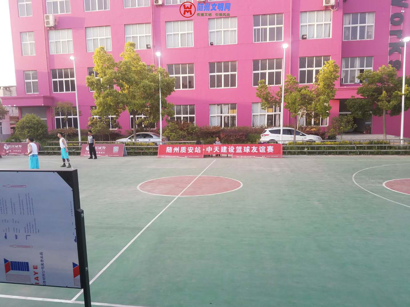 .jpg