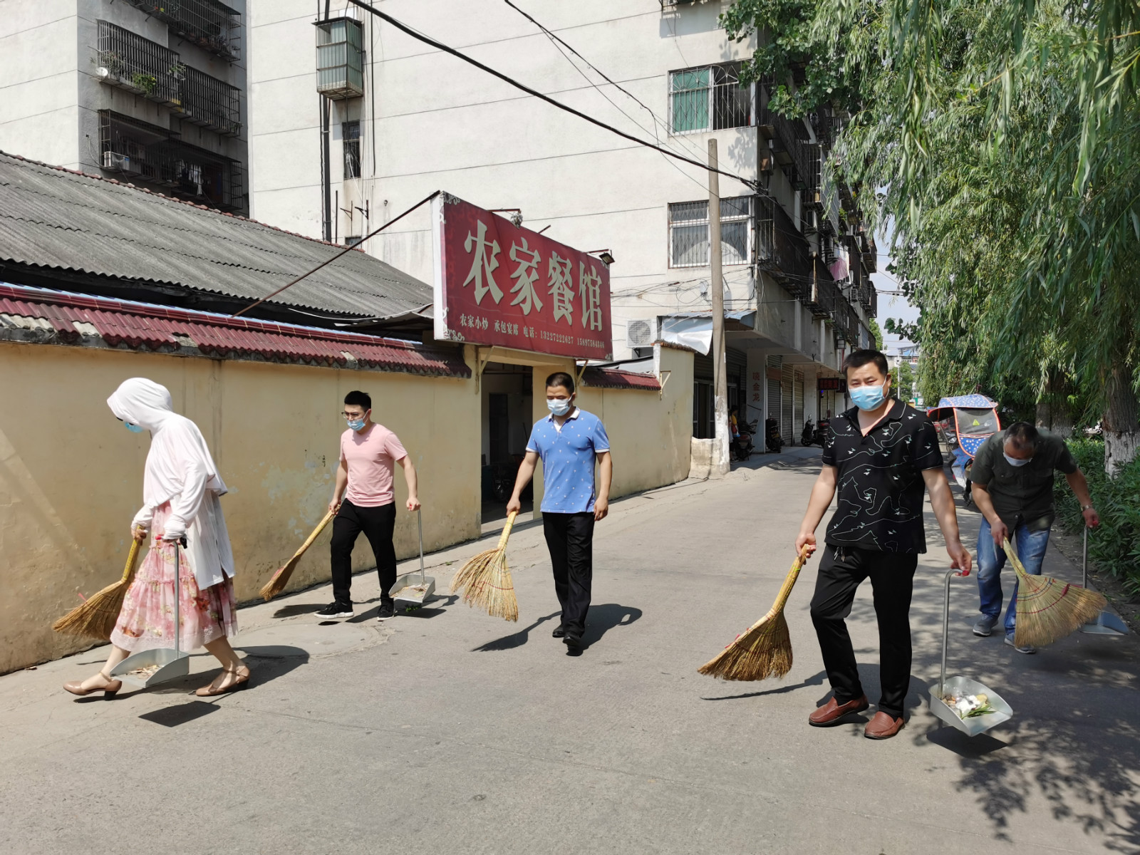 KKVE0{9E9EC}L8CRUYD[RA6_meitu_2.jpg