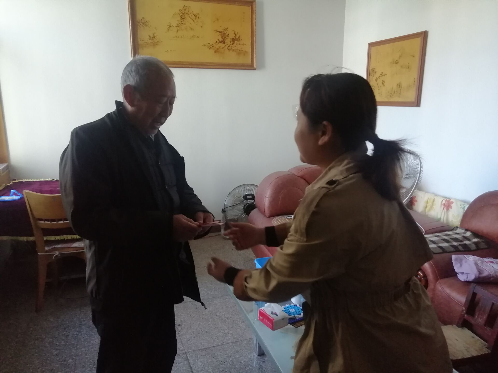 重阳节慰问2.jpg