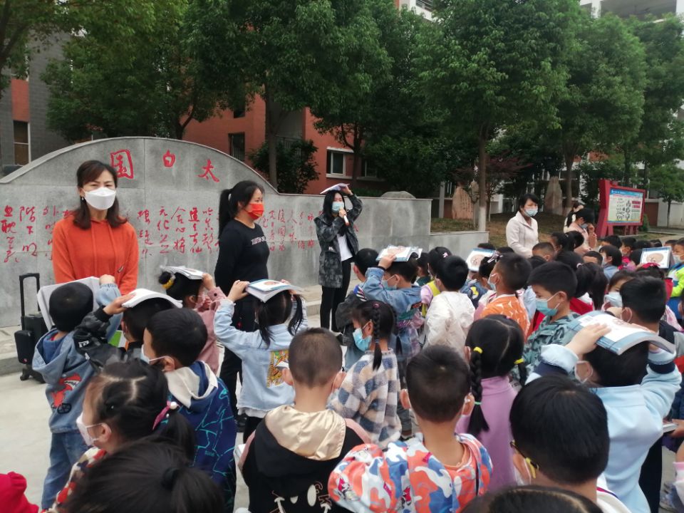 ѧ龰