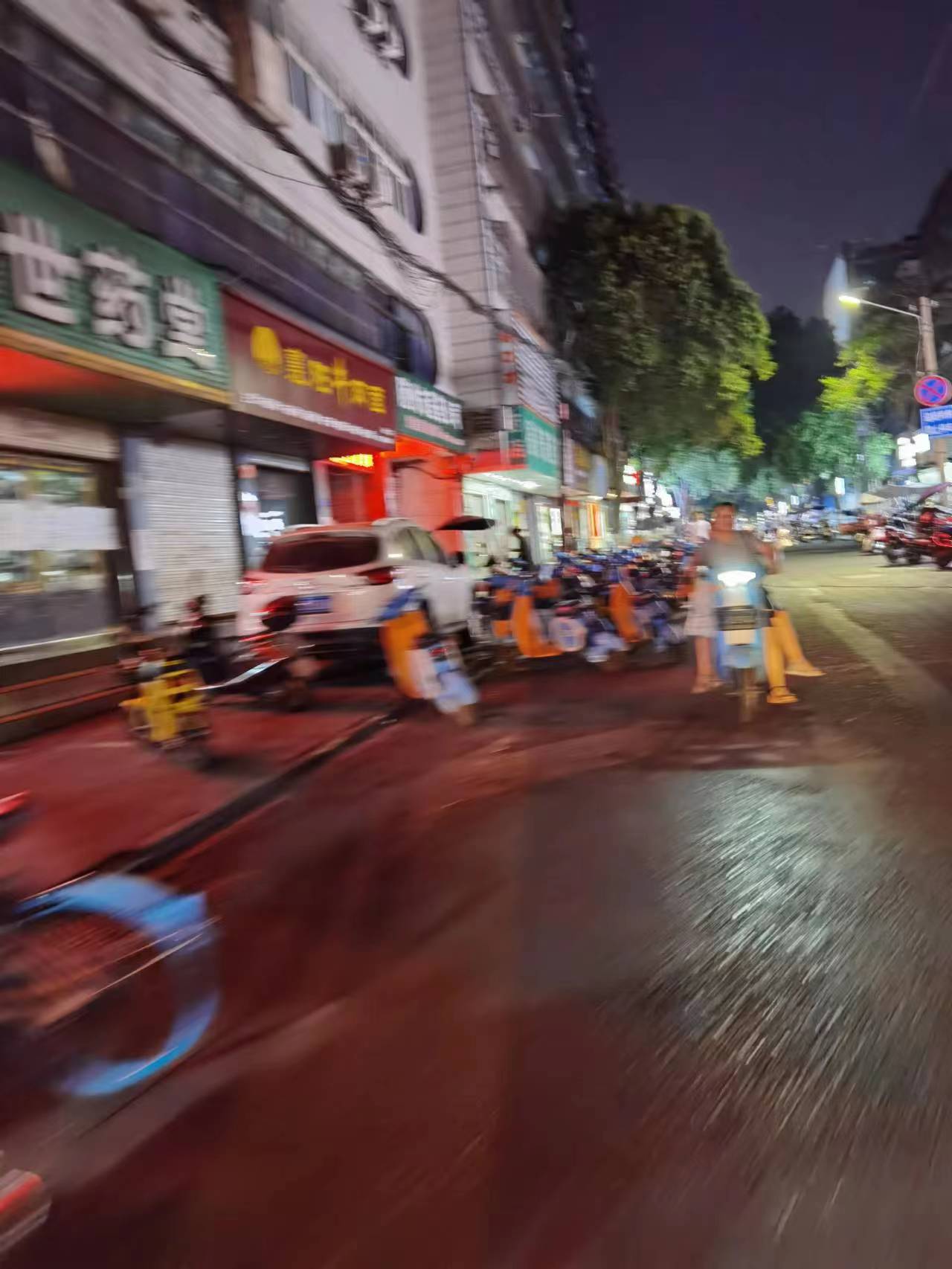 80110c6a50c47bec179e8e381d7406b.jpg