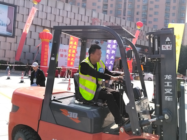 参赛选手2_副本.jpg