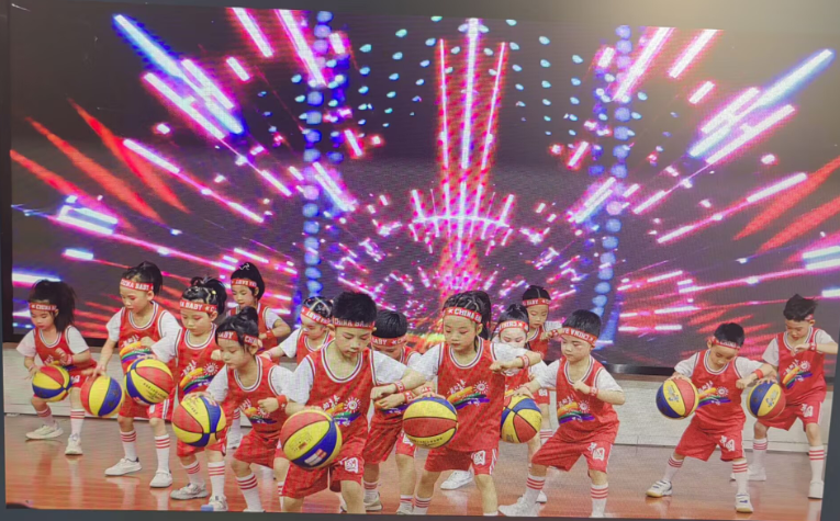 学生精彩表演